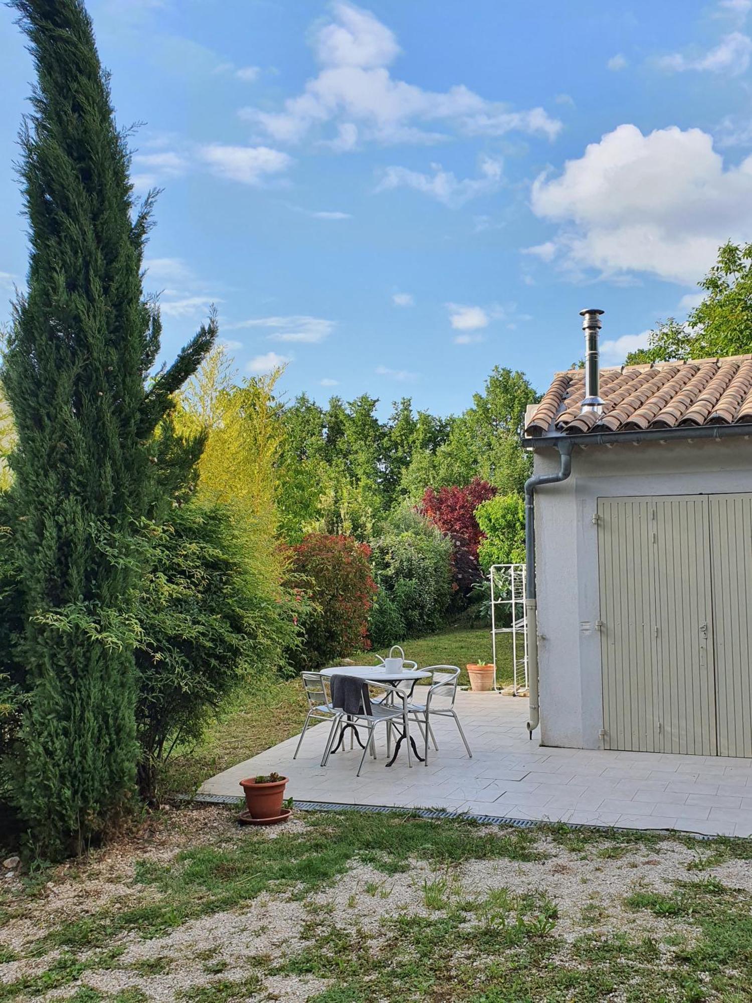 Hanna En Luberon - Le Boisset Saint-Martin-de-Castillon Exteriör bild